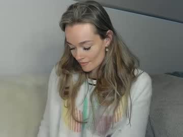 Lolaoohlala Chaturbate stream image from June 17, 2025