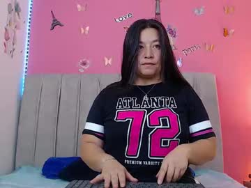 Monickhot303av Chaturbate stream image from June 17, 2025