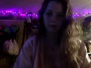 Gxthbbgrl101 Chaturbate stream image from June 17, 2025
