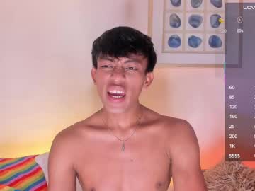 Santi_Prada Chaturbate stream image from June 17, 2025