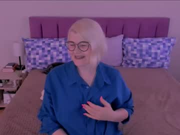 Sabrinamacmarren Chaturbate stream image from June 17, 2025