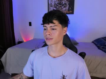 Yanpaul83 Chaturbate stream image from June 17, 2025