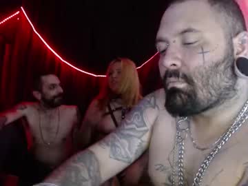 Darkclothes Chaturbate stream image from June 17, 2025