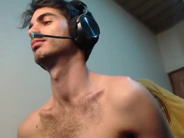 Therazhanen Chaturbate stream image from June 17, 2025