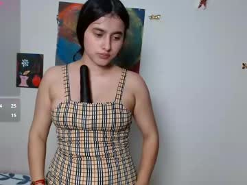 Vikysexy28 Chaturbate stream image from June 17, 2025