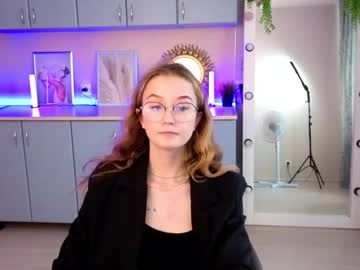 Kiss_Cherry76 Chaturbate stream image from June 17, 2025