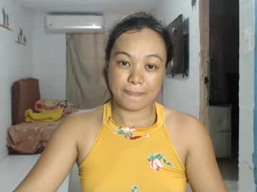 Funluvnpinay4u Chaturbate stream image from June 17, 2025