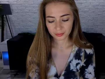 Adelyna_Bird Chaturbate stream image from June 17, 2025