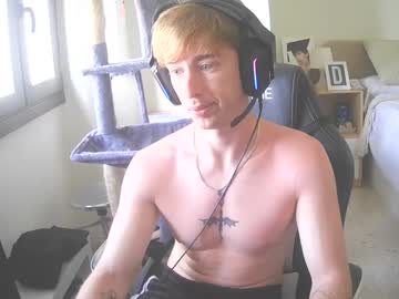 Blondboxxx Chaturbate stream image from June 17, 2025