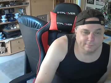 Google5001 Chaturbate stream image from June 17, 2025