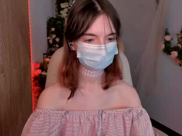 Emmilla Chaturbate stream image from June 17, 2025