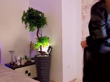 Keely_Gray Chaturbate stream image from June 17, 2025