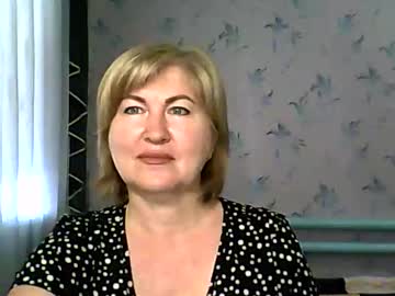 Luna_Lure11 Chaturbate stream image from June 17, 2025