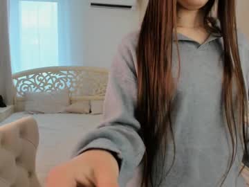 Radiant_Summer_ Chaturbate stream image from June 17, 2025