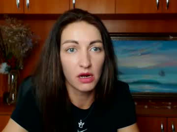 Auroradoll_ Chaturbate stream image from June 17, 2025