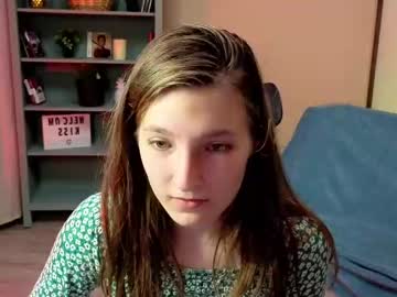 Melissakristal Chaturbate stream image from June 17, 2025
