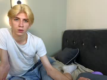 Oliver_Starboy Chaturbate stream image from June 17, 2025