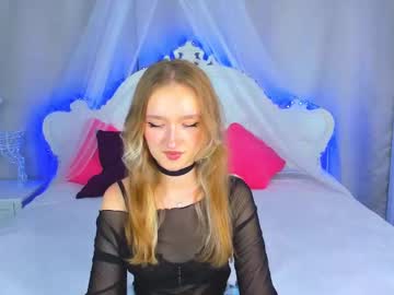 Ameliawise Chaturbate stream image from June 17, 2025