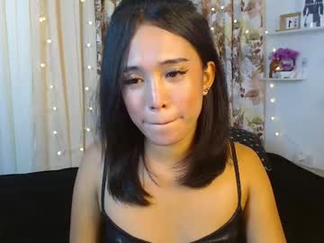 Gwendelight Chaturbate stream image from June 17, 2025
