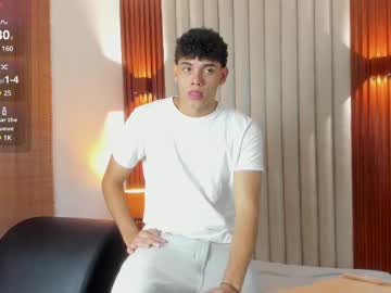 Justin_Mack Chaturbate stream image from June 17, 2025