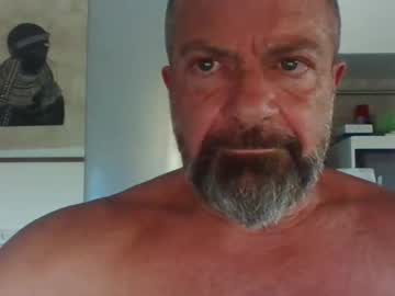 Muzungu5 Chaturbate stream image from June 17, 2025