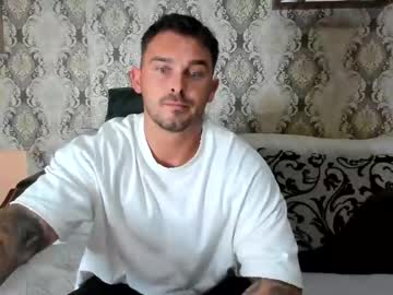 2sexymuscles Chaturbate stream image from June 17, 2025