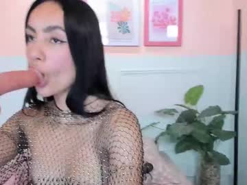 Aitanajohns Chaturbate stream image from June 17, 2025