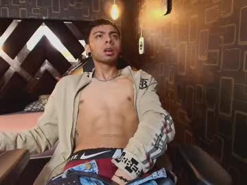 Owen_Sky Chaturbate stream image from June 17, 2025