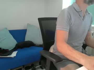 Bubblebumdave Chaturbate stream image from June 17, 2025