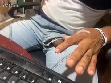 Ymonte Chaturbate stream image from June 17, 2025