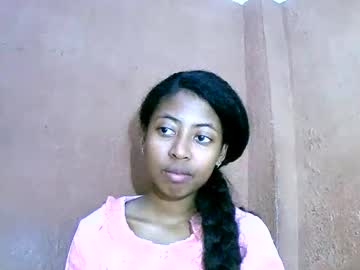 Joliekah27 Chaturbate stream image from June 17, 2025