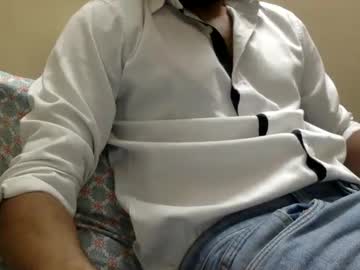 Dudefromsparks Chaturbate stream image from June 17, 2025