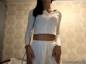 Elswythaspell Chaturbate stream image from June 17, 2025