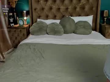 Calimoon_ Chaturbate stream image from June 17, 2025