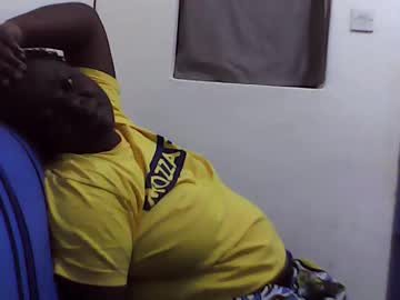 Curvy_Queener Chaturbate stream image from June 17, 2025