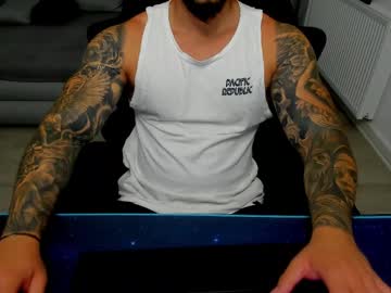 Masterkingmuscle Chaturbate stream image from June 17, 2025