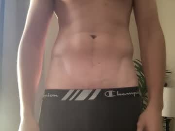 Bigbootybrow Chaturbate stream image from June 17, 2025