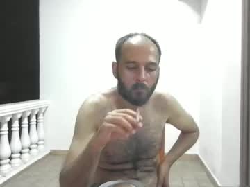 Coziee Chaturbate stream image from June 17, 2025