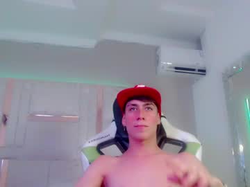 Michael_Twinkk Chaturbate stream image from June 17, 2025