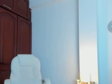 Katyajhonss Chaturbate stream image from June 17, 2025