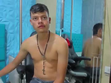 Richardfox25 Chaturbate stream image from June 17, 2025