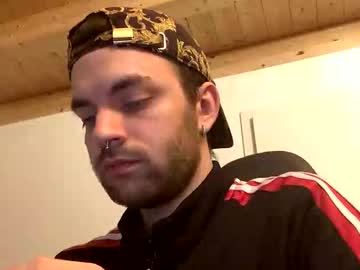 Onlygold98 Chaturbate stream image from June 18, 2025