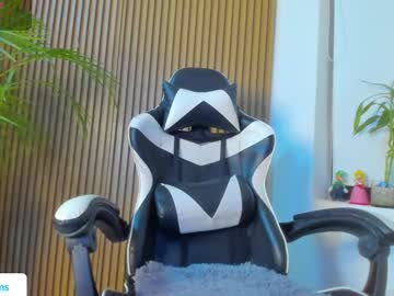 Hall_Anahiis Chaturbate stream image from June 18, 2025