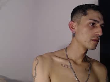 Moswen23 Chaturbate stream image from June 18, 2025