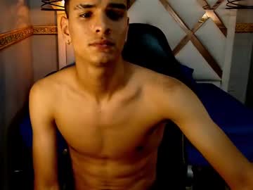 Alfredstone_ Chaturbate stream image from June 18, 2025