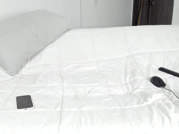 Juandiegokingx Chaturbate stream image from June 18, 2025
