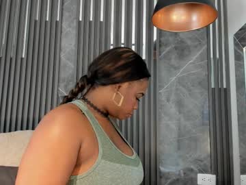 Saraievans Chaturbate stream image from June 18, 2025