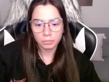 Wolfs_Daughter Chaturbate stream image from June 18, 2025