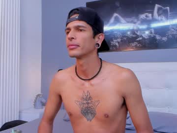 Chris_Newman Chaturbate stream image from June 18, 2025