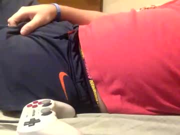 Shybutlooking Chaturbate stream image from June 18, 2025